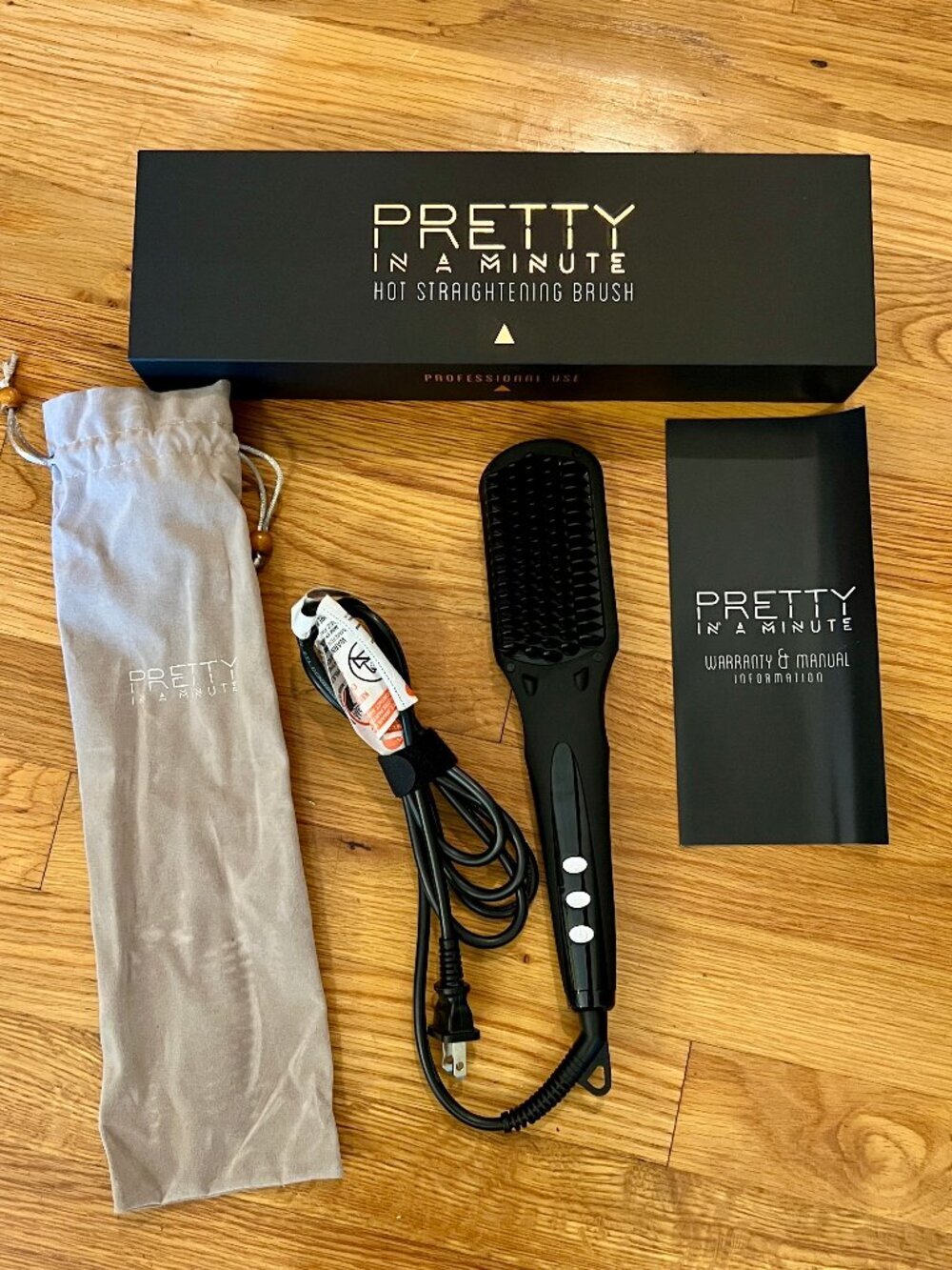 PIAM Pretty In A Minute Hot Straightening Brush Never Used